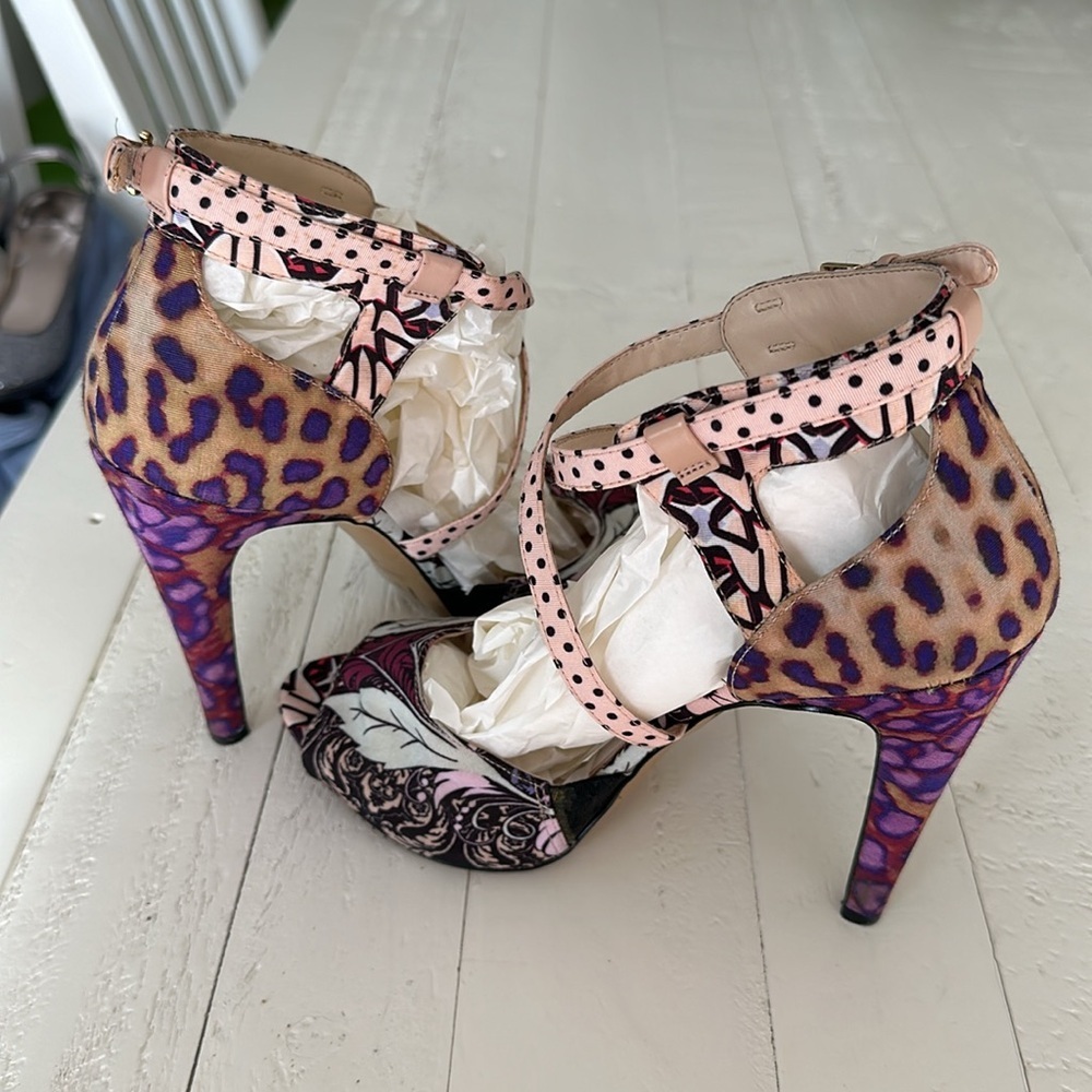 Nine West floral slingback size 8 open toe heel with front straps - Picture 8 of 15